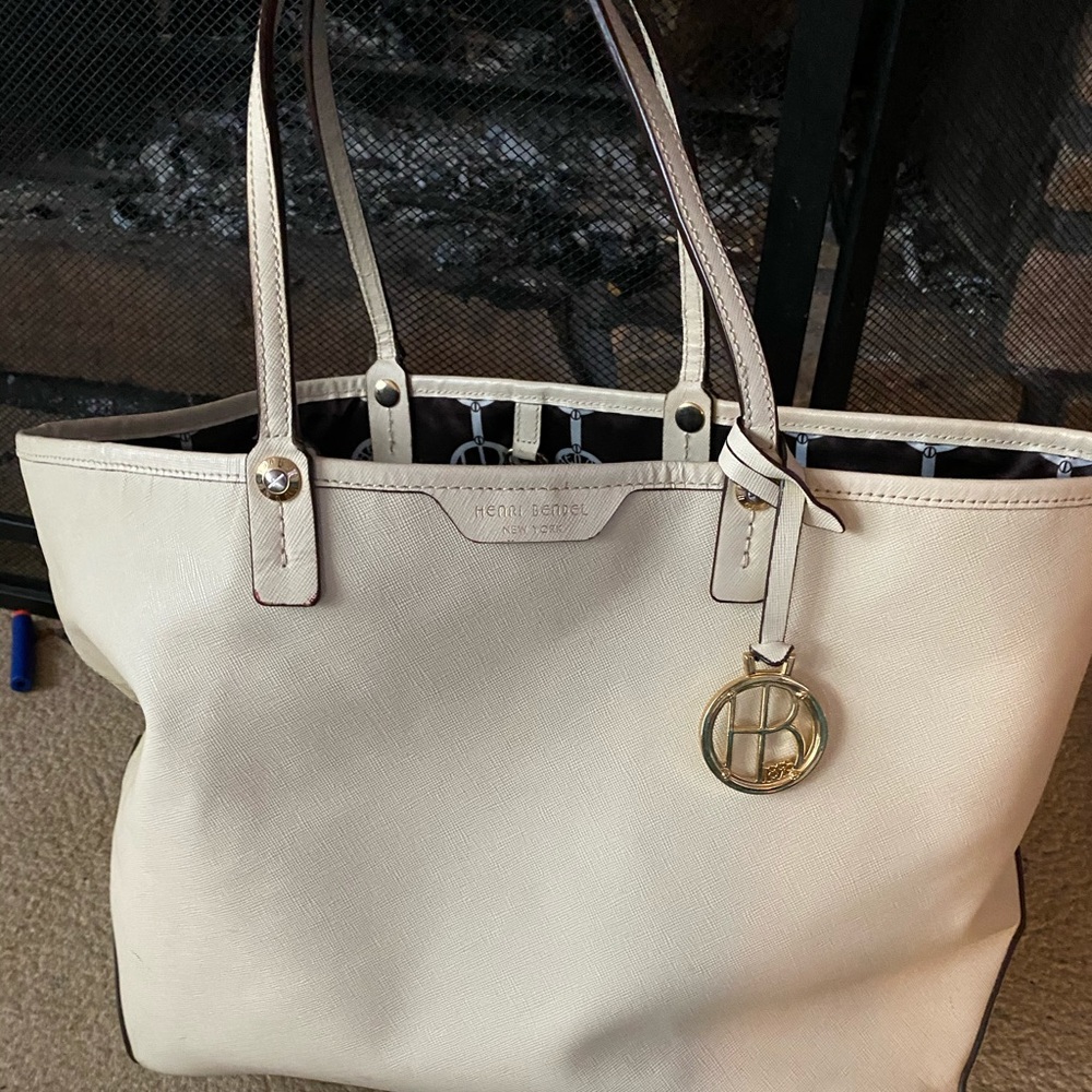 Henri bendel bag